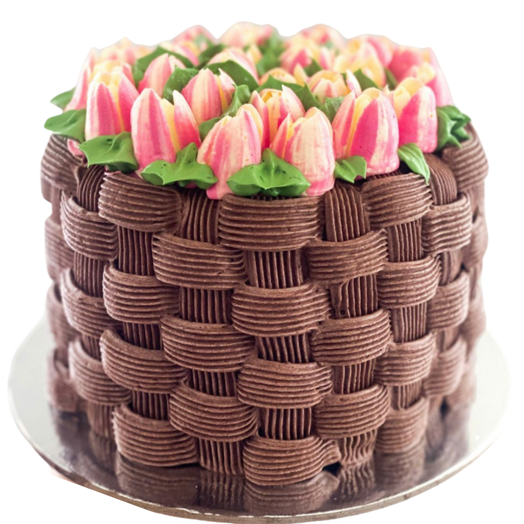 How to Make a Basket Weave Cake - Hostess At Heart
